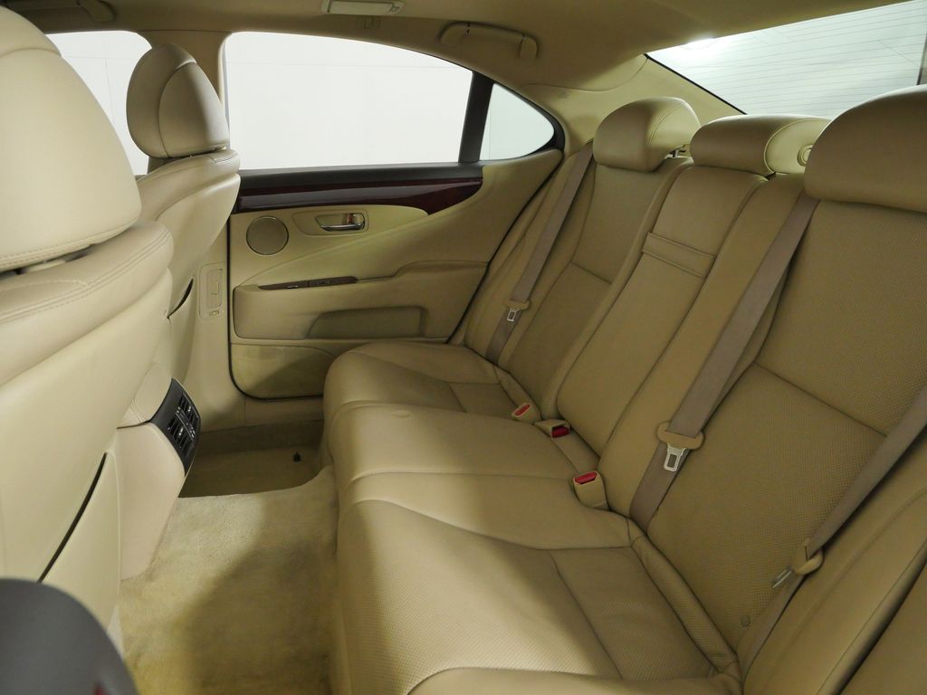 Thumbnail: 2007 Lexus LS - 34