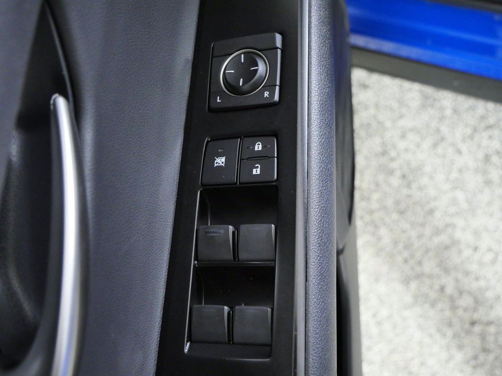 Thumbnail: 2024 Lexus UX - 37