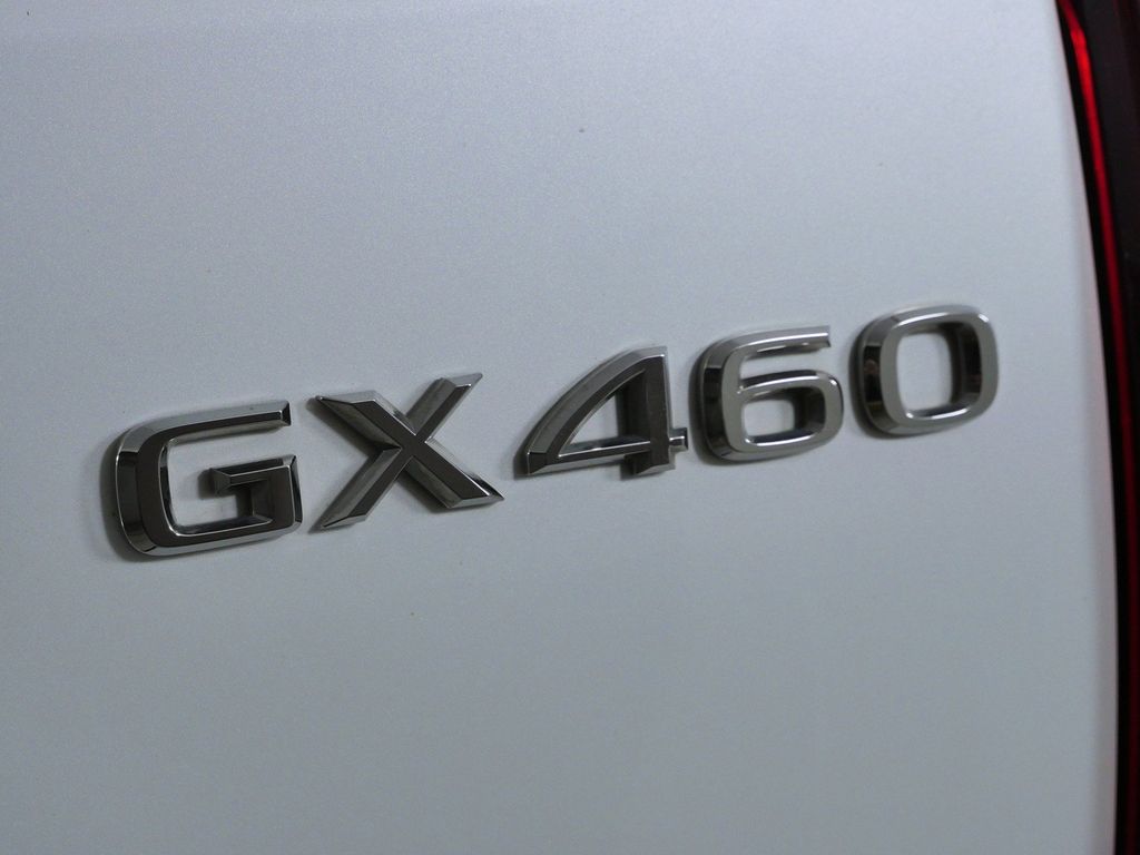 Thumbnail: 2021 Lexus GX - 22