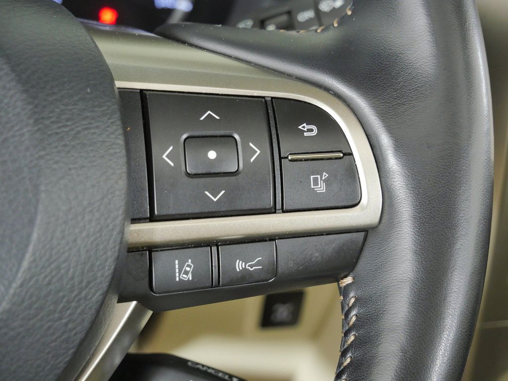 Thumbnail: 2021 Lexus GX - 41