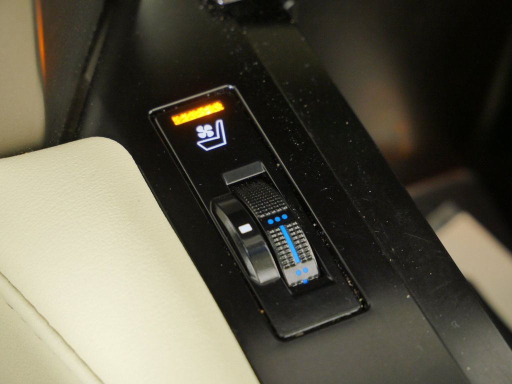 Thumbnail: 2021 Lexus GX - 13