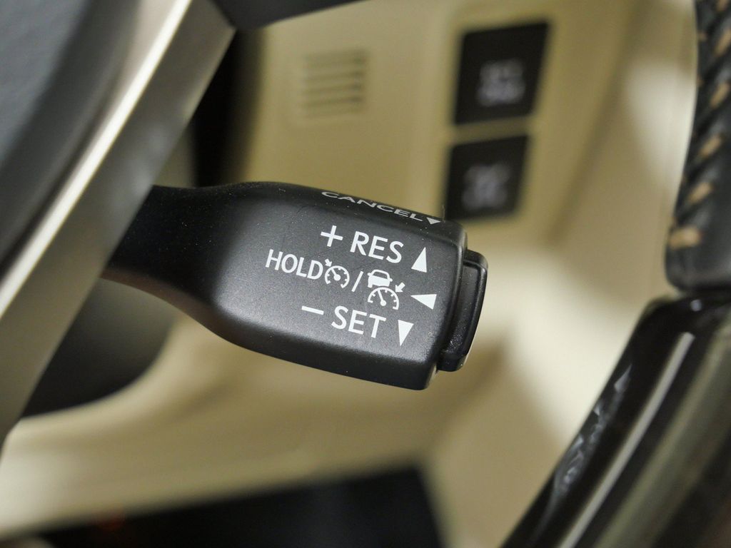 Thumbnail: 2021 Lexus GX - 42