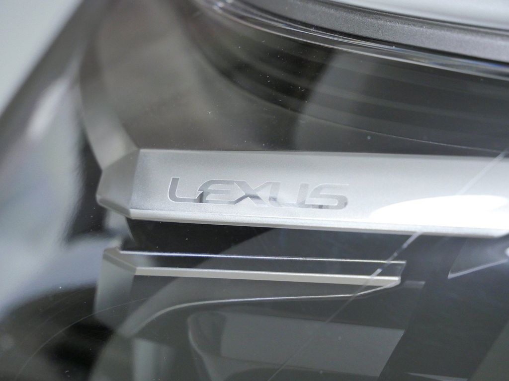 Thumbnail: 2021 Lexus GX - 18