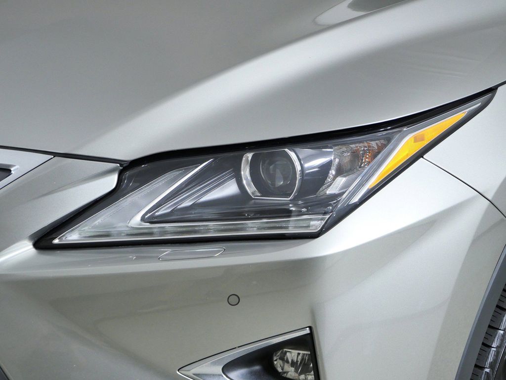 Thumbnail: 2018 Lexus RX - 19