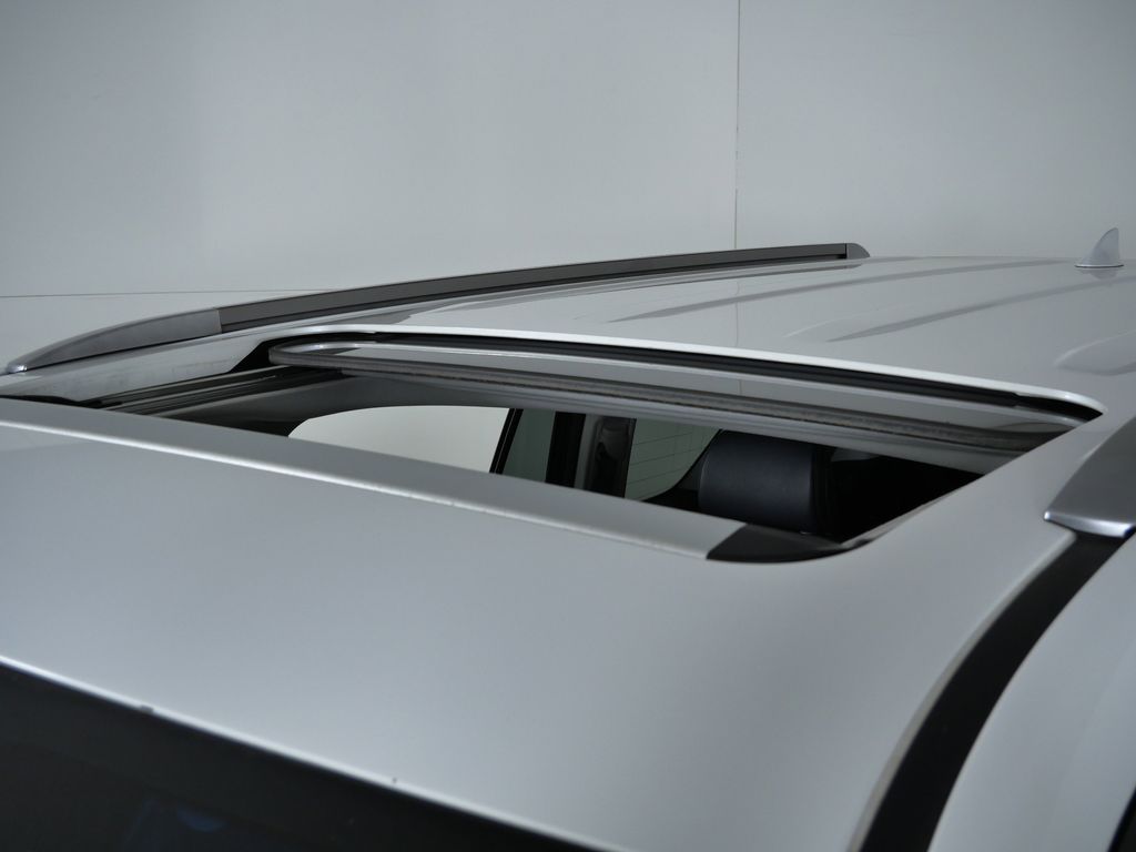 Thumbnail: 2016 Lexus GX - 24