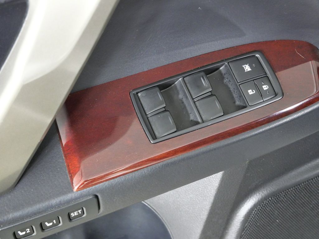 Thumbnail: 2016 Lexus GX - 37