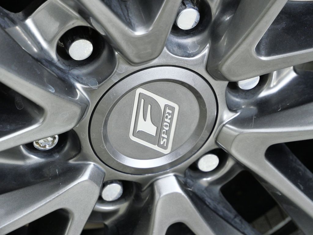 Thumbnail: 2016 Lexus GX - 13