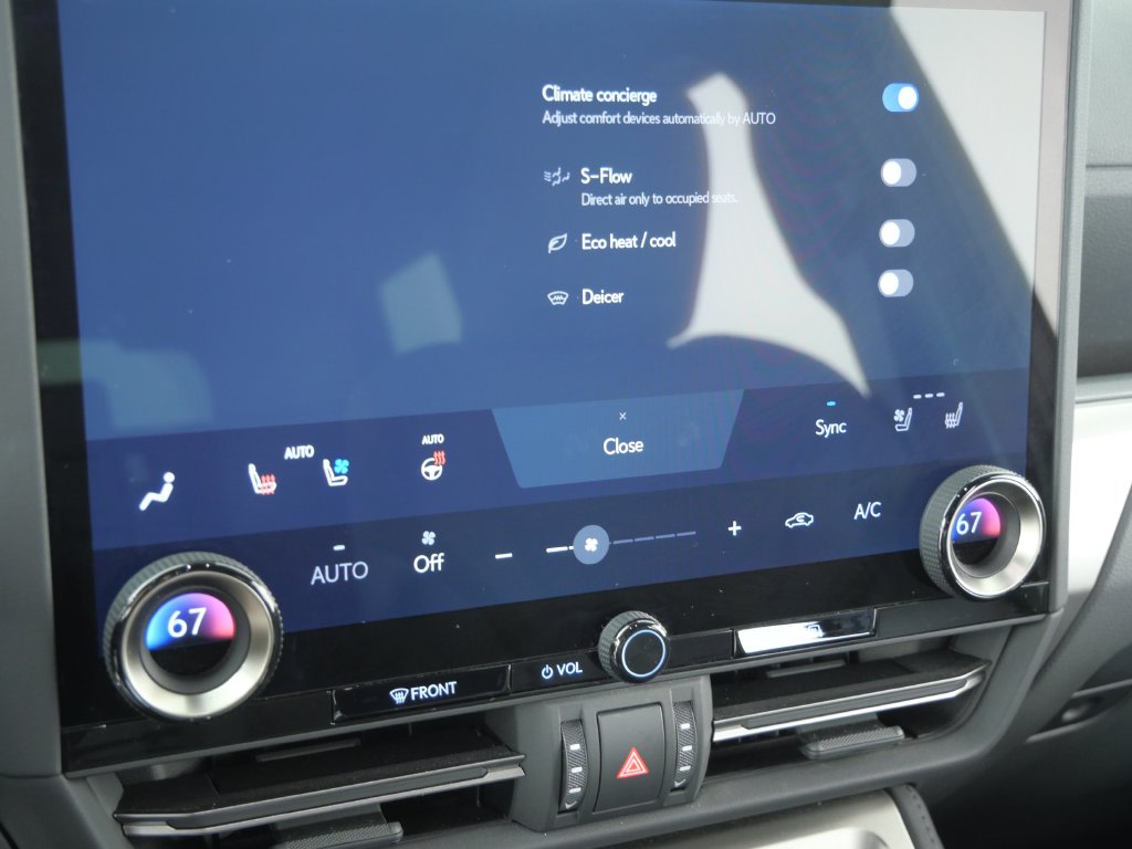 Thumbnail: 2024 Lexus ES - 43