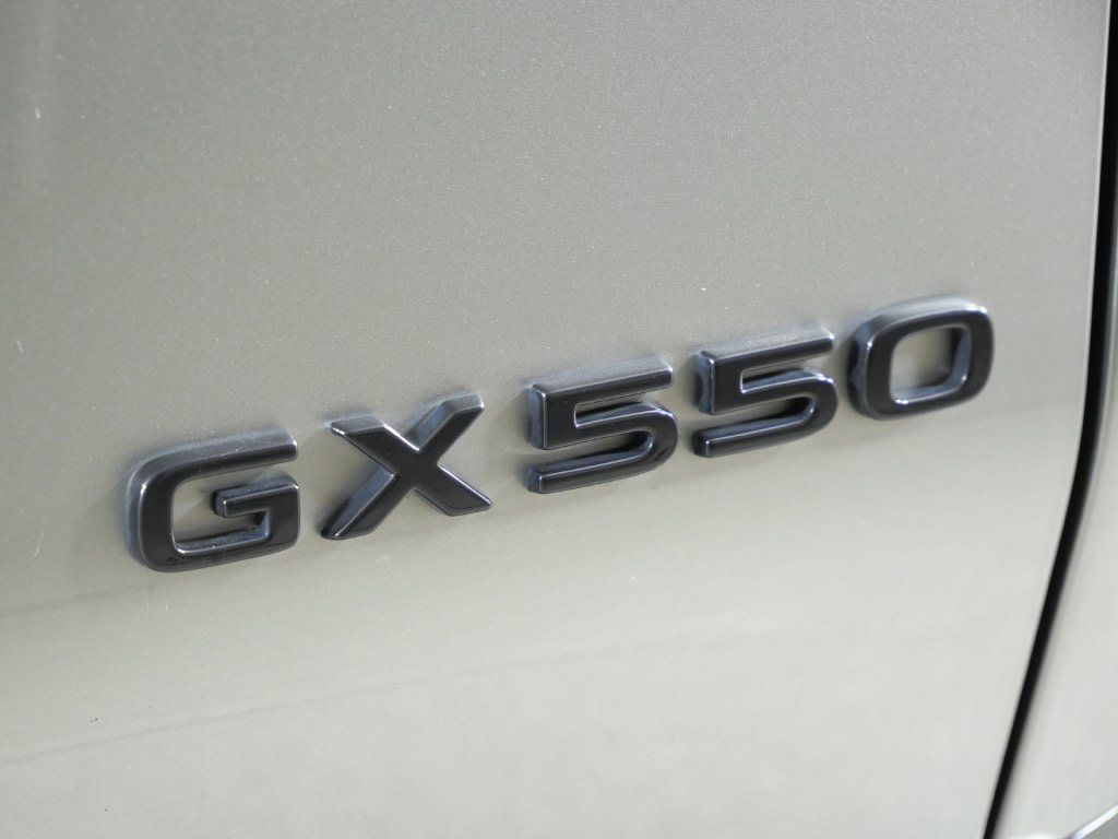 Thumbnail: 2024 Lexus ES - 22