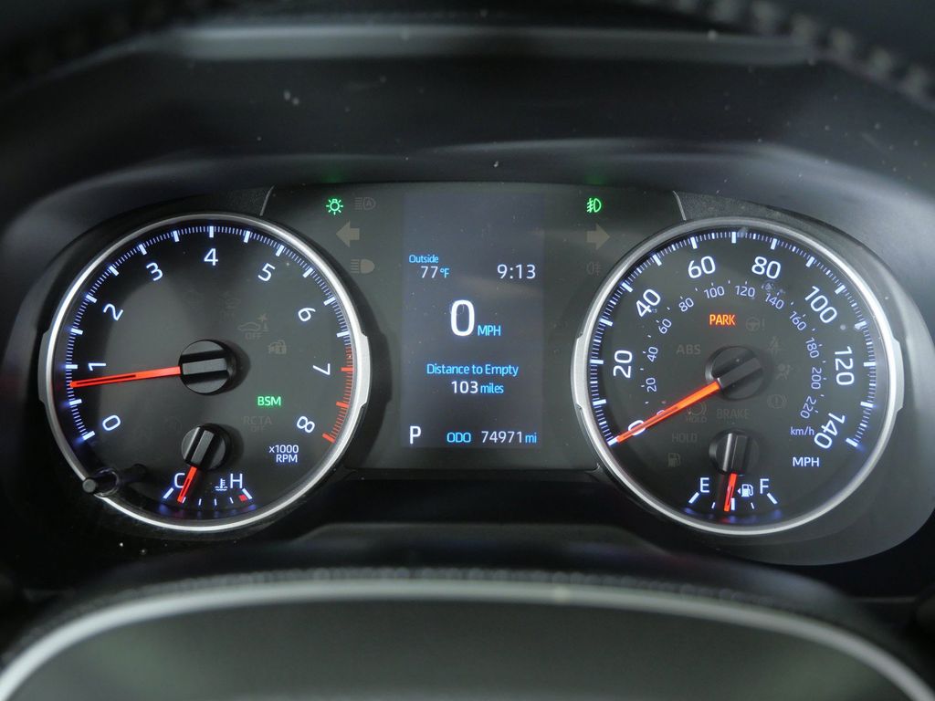 Thumbnail: 2019 Toyota RAV4 - 14