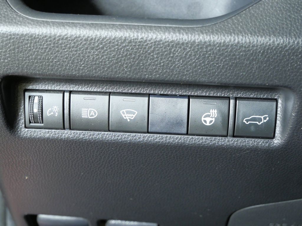 Thumbnail: 2019 Toyota RAV4 - 40