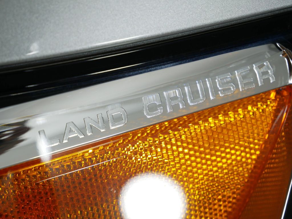 Thumbnail: 2016 Toyota Land Cruiser - 25
