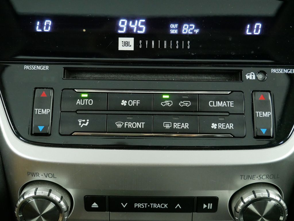 Thumbnail: 2016 Toyota Land Cruiser - 46