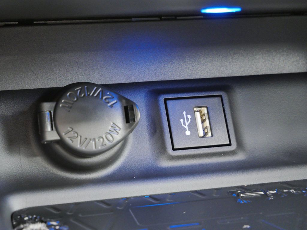 Thumbnail: 2025 Toyota RAV4 - 47