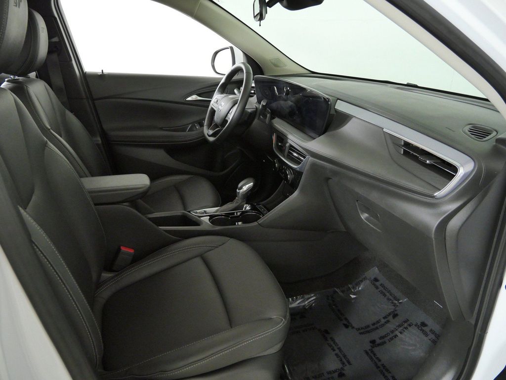Thumbnail: 2024 Buick Encore GX - 10