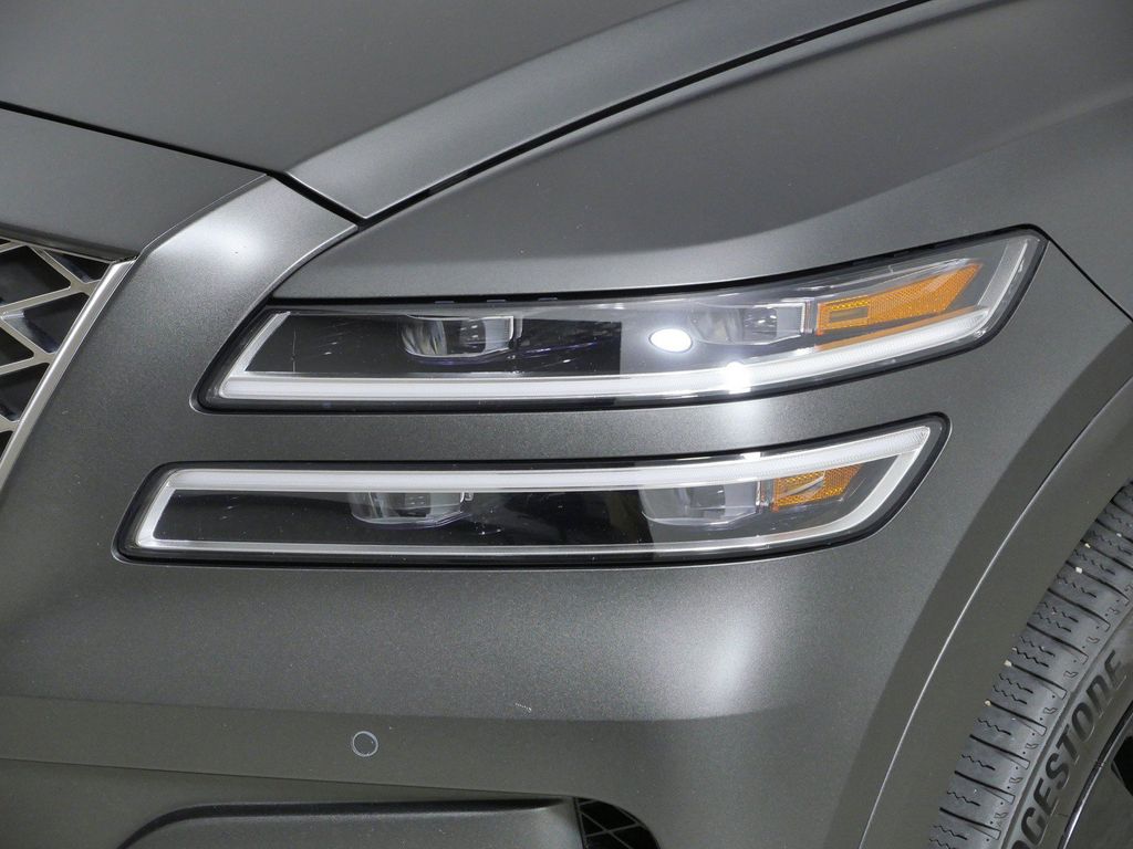 Thumbnail: 2024 Genesis GV80 - 18