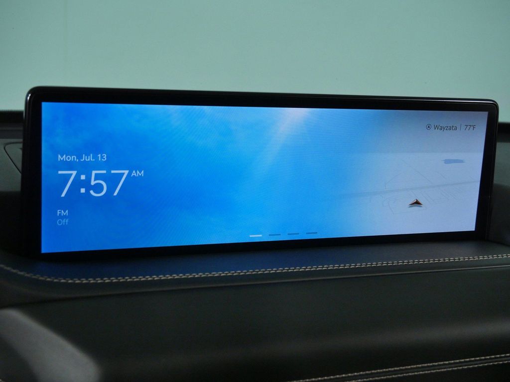 Thumbnail: 2024 Genesis GV80 - 13