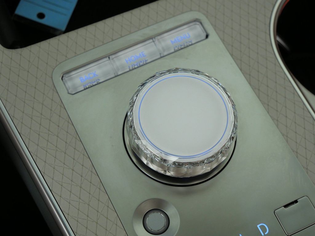 Thumbnail: 2025 Genesis GV80 - 46