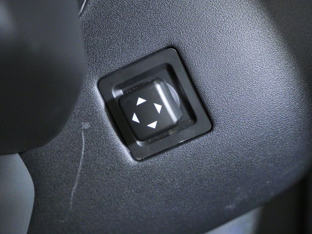 Thumbnail: 2024 Kia EV9 - 40