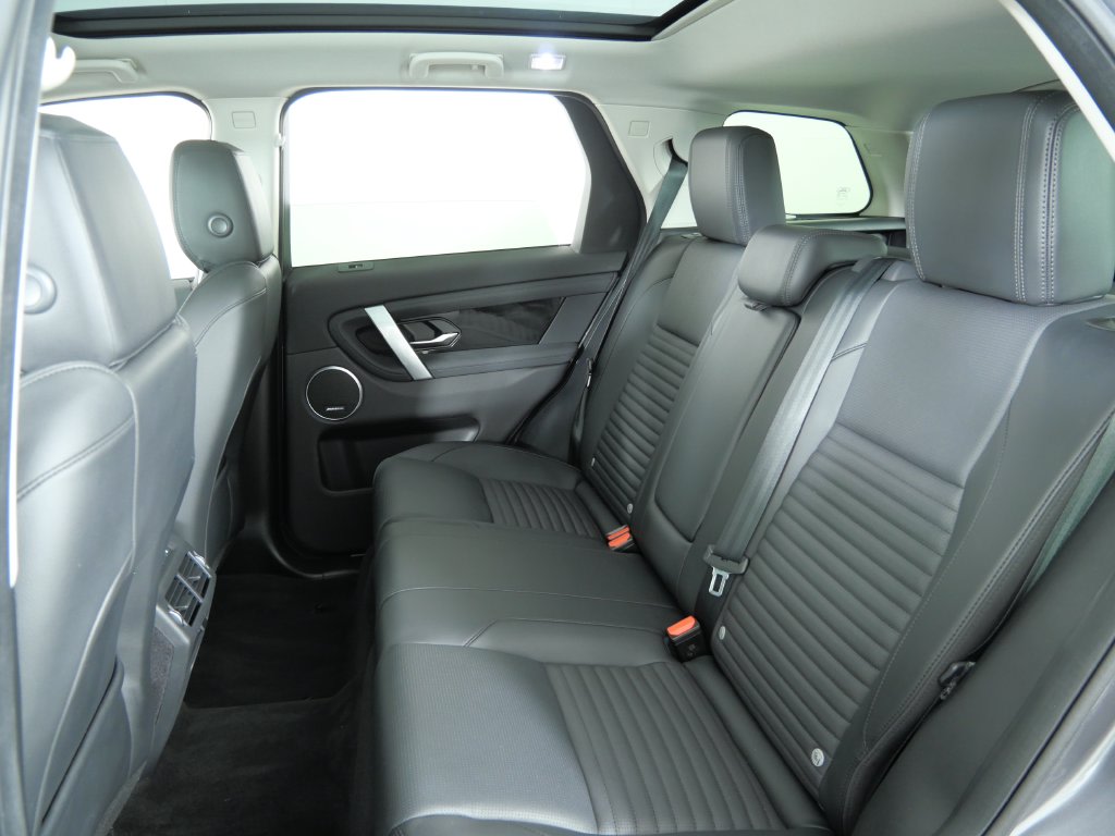 Thumbnail: 2024 Land Rover Discovery Sport - 35