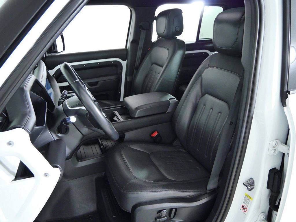 Thumbnail: 2021 Land Rover Defender - 35