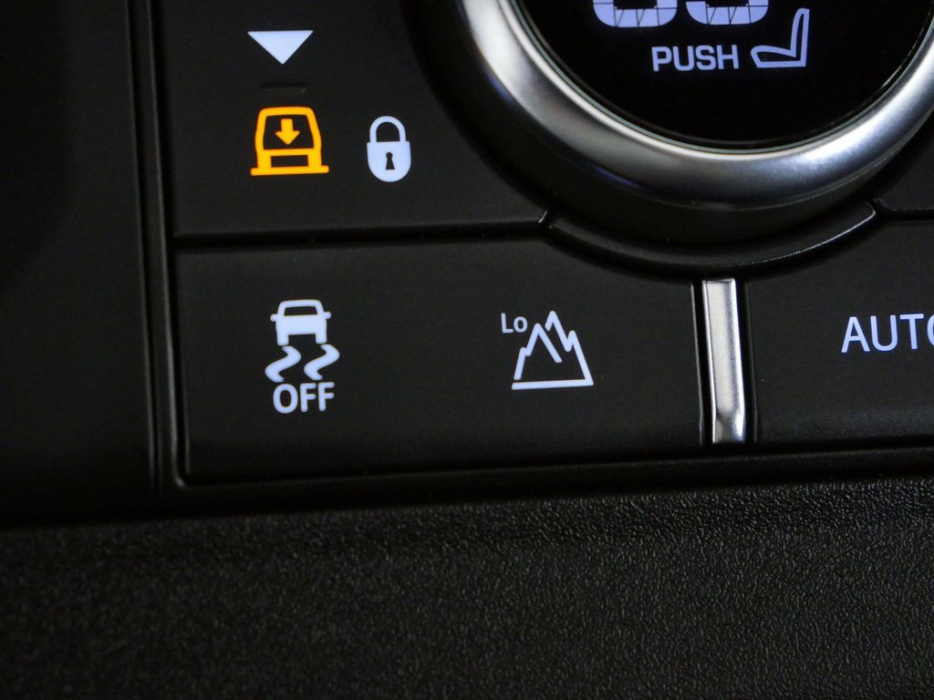 Thumbnail: 2021 Land Rover Defender - 48