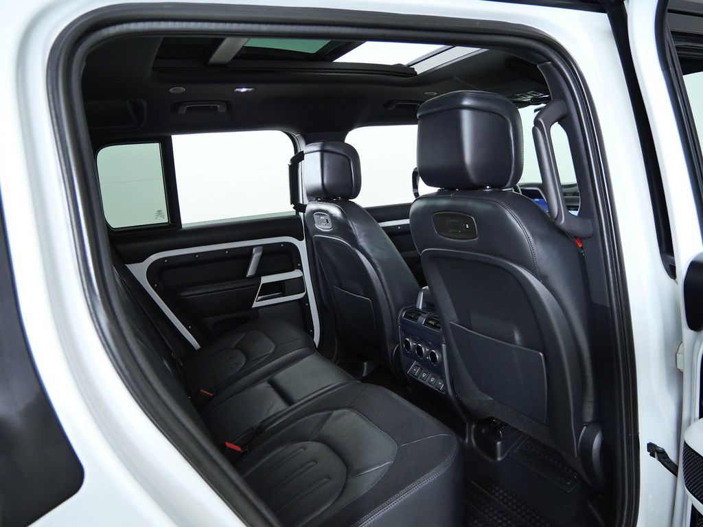 Thumbnail: 2021 Land Rover Defender - 11