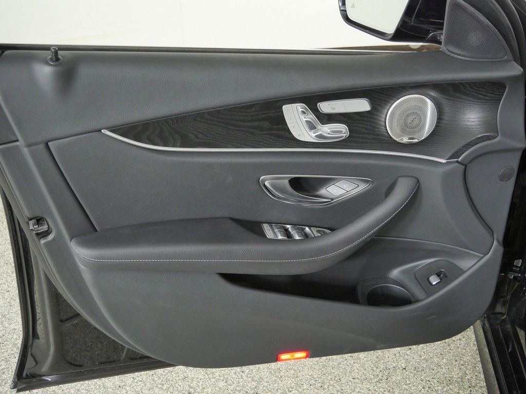 Thumbnail: 2023 Mercedes-Benz E-Class - 36
