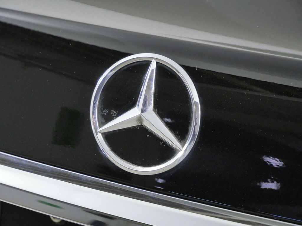 Thumbnail: 2023 Mercedes-Benz E-Class - 23
