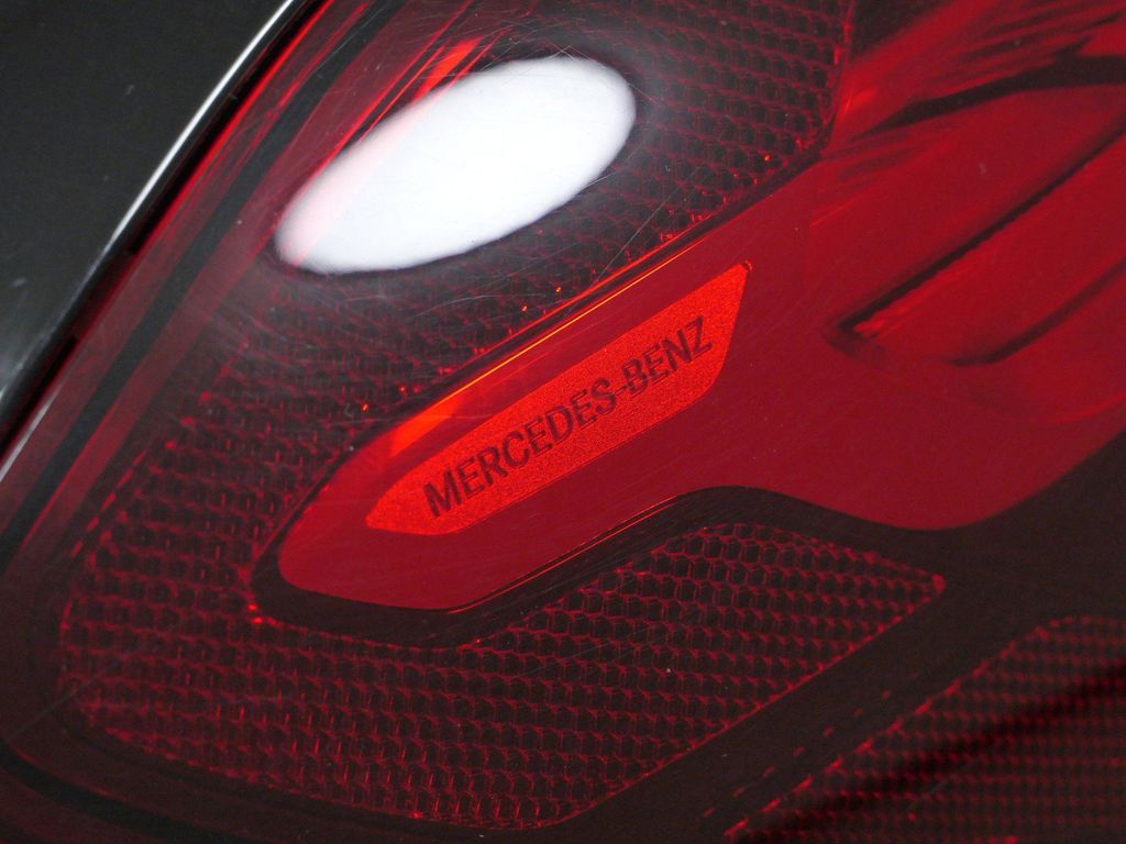 Thumbnail: 2023 Mercedes-Benz E-Class - 28