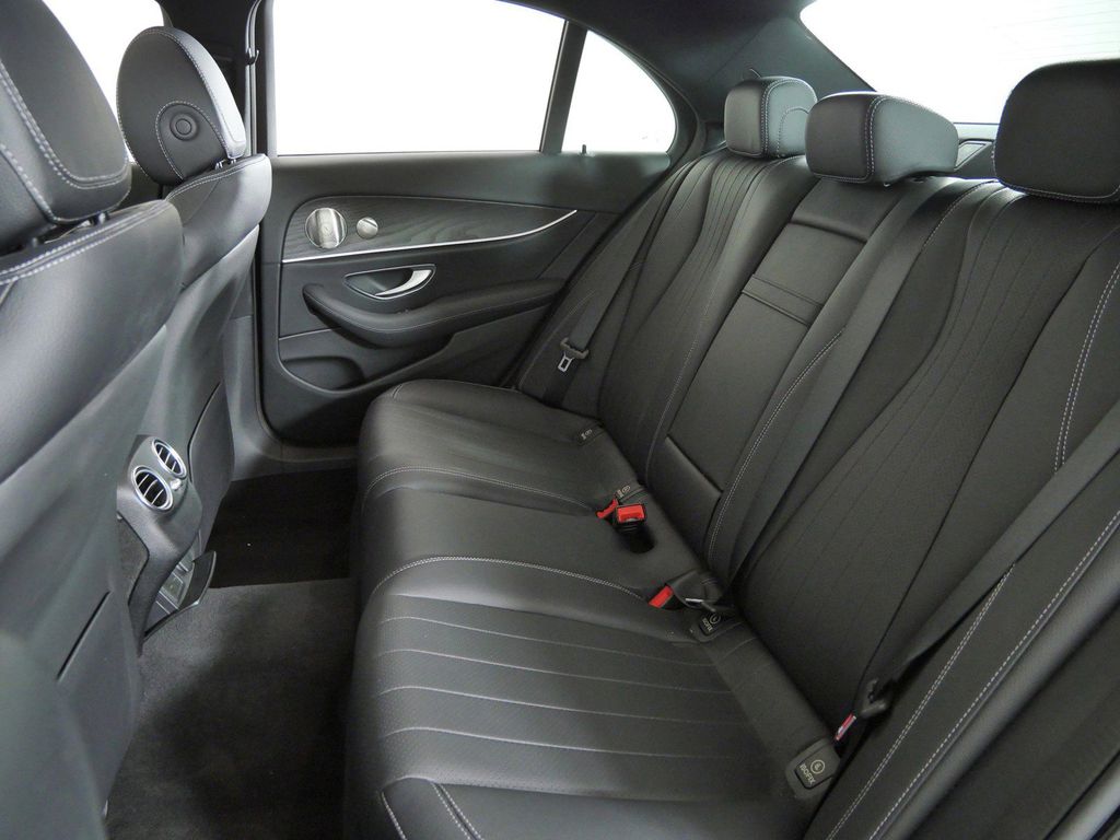 Thumbnail: 2023 Mercedes-Benz E-Class - 35