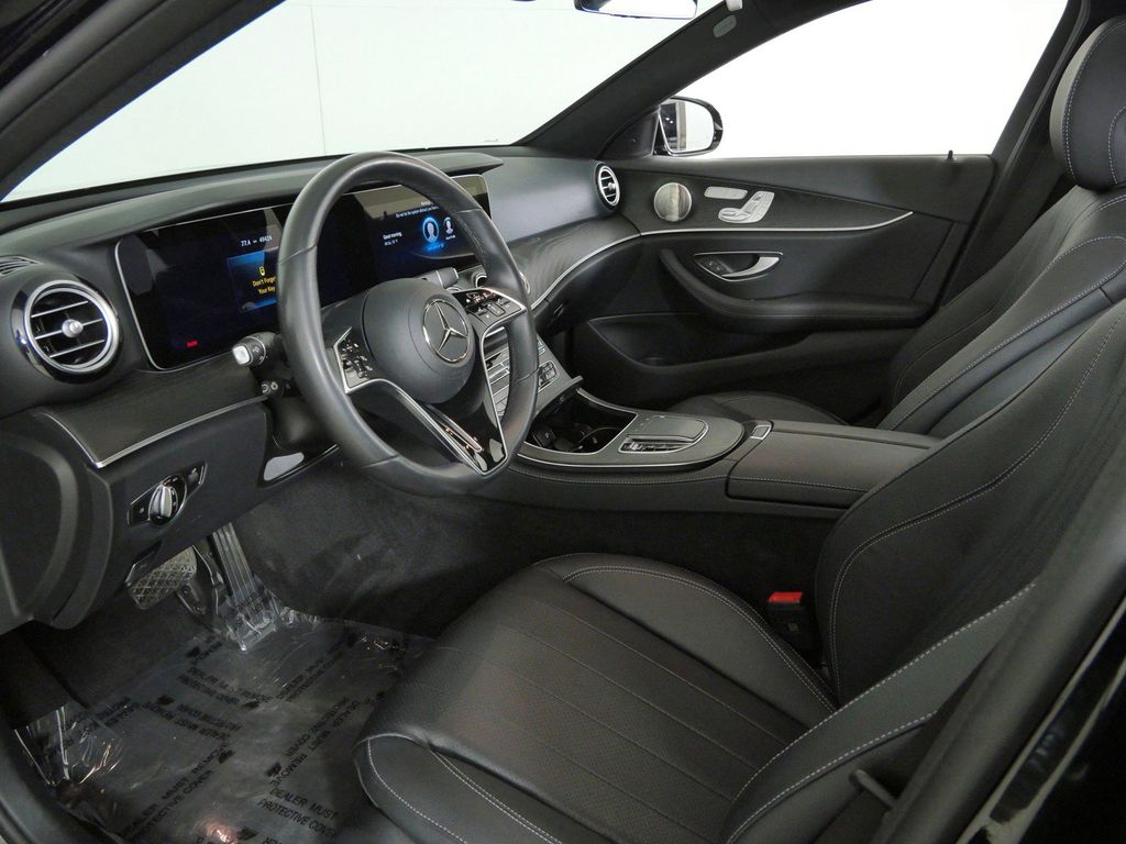 Thumbnail: 2023 Mercedes-Benz E-Class - 8