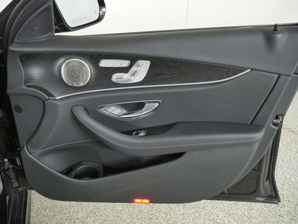 Thumbnail: 2023 Mercedes-Benz E-Class - 29