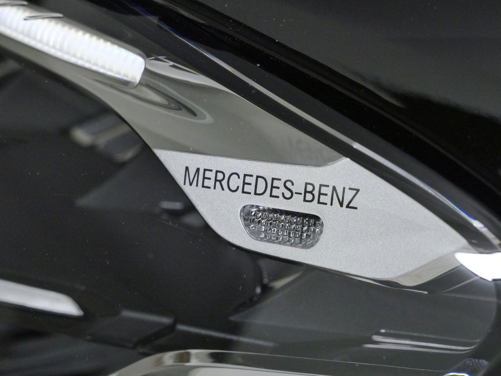 Thumbnail: 2023 Mercedes-Benz E-Class - 6