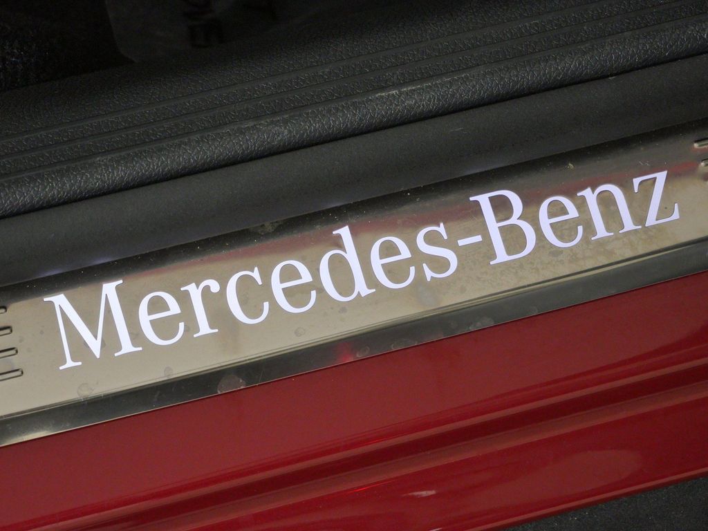 Thumbnail: 2021 Mercedes-Benz E-Class - 30