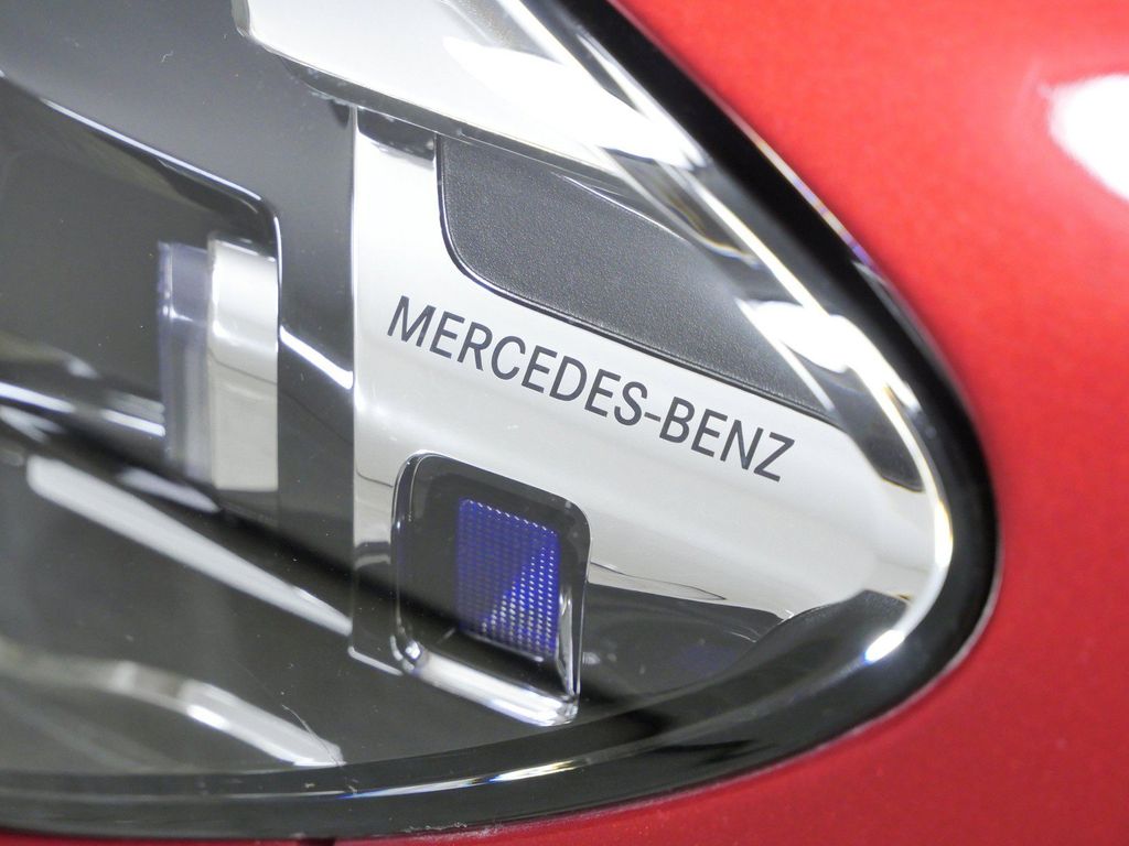 Thumbnail: 2021 Mercedes-Benz E-Class - 7