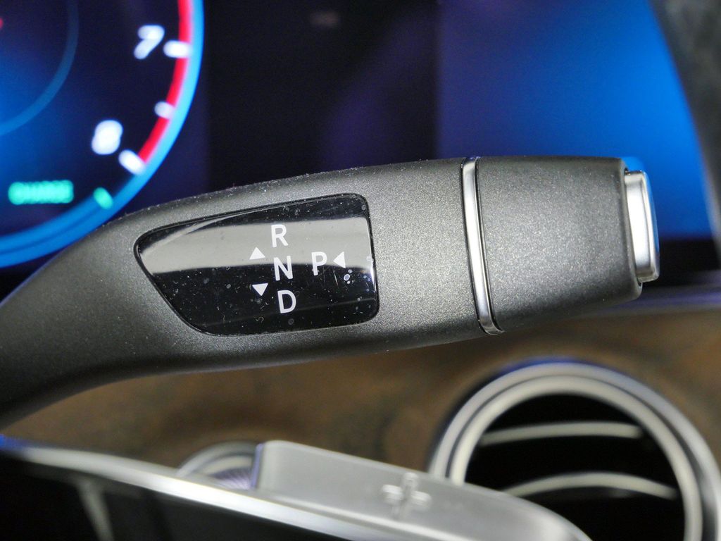 Thumbnail: 2021 Mercedes-Benz E-Class - 43