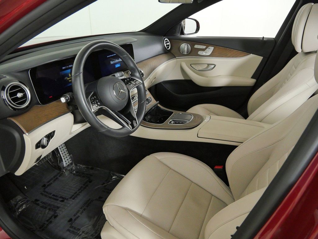 Thumbnail: 2021 Mercedes-Benz E-Class - 37