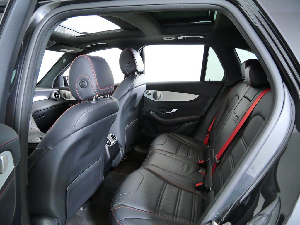 Thumbnail: 2021 Mercedes-Benz GLC - 33