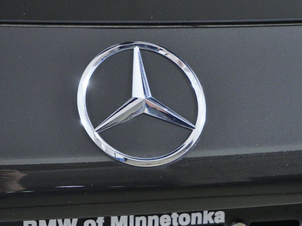 Thumbnail: 2021 Mercedes-Benz GLC - 26
