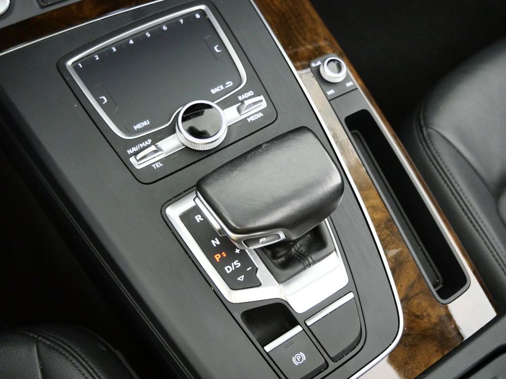 Thumbnail: 2018 Audi Q5 - 49