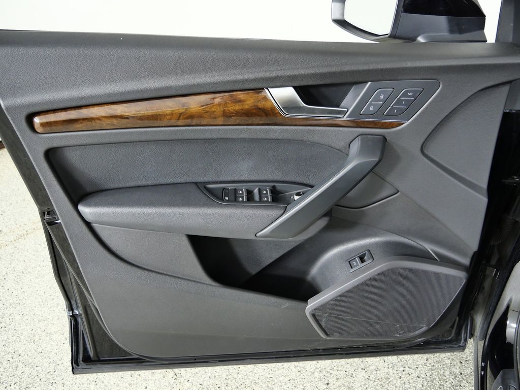 Thumbnail: 2018 Audi Q5 - 35