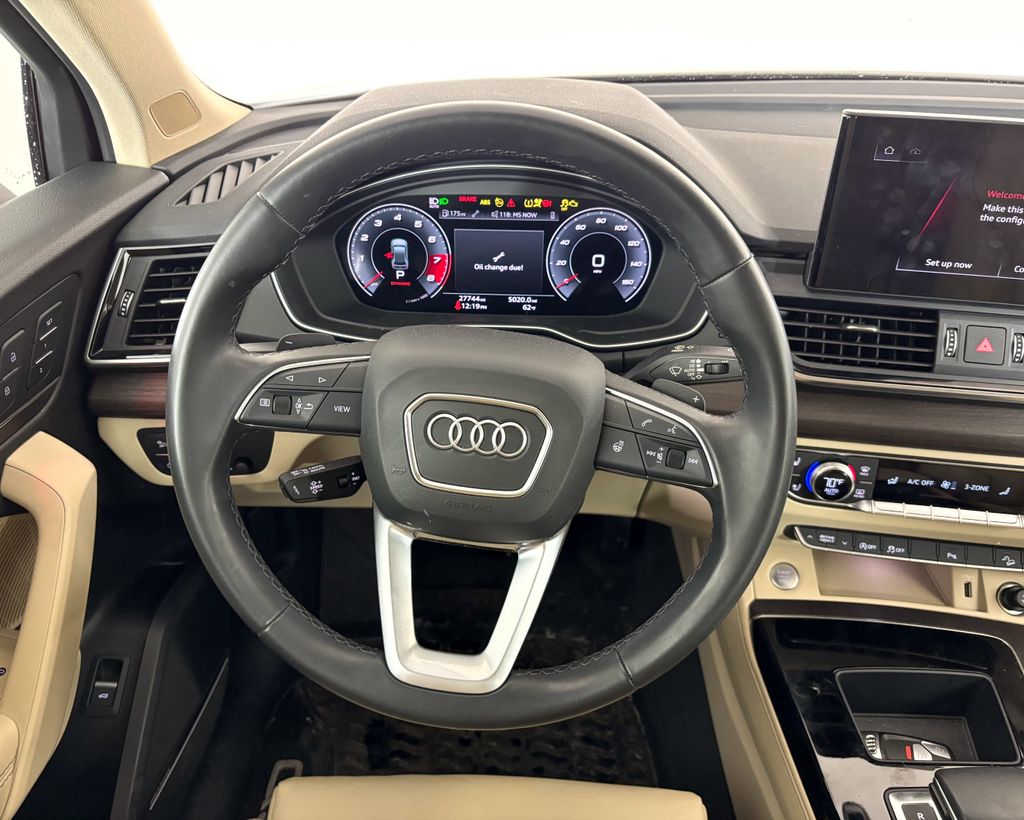 Thumbnail: 2021 Audi Q5 - 2