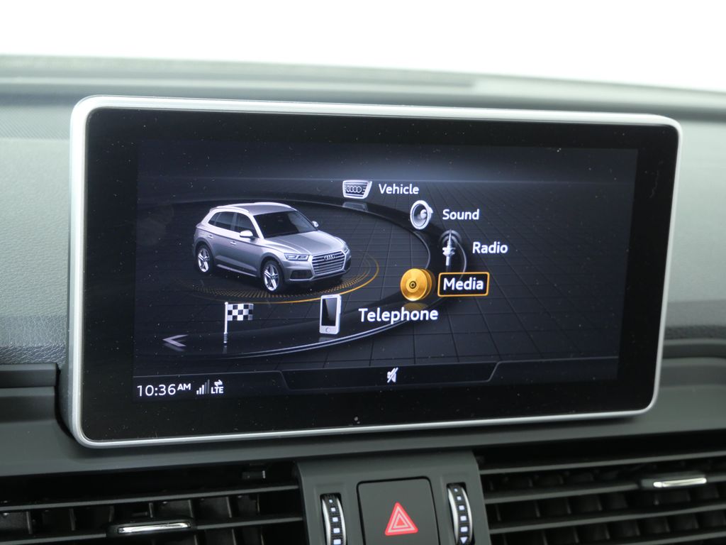 Thumbnail: 2020 Audi Q5 - 12