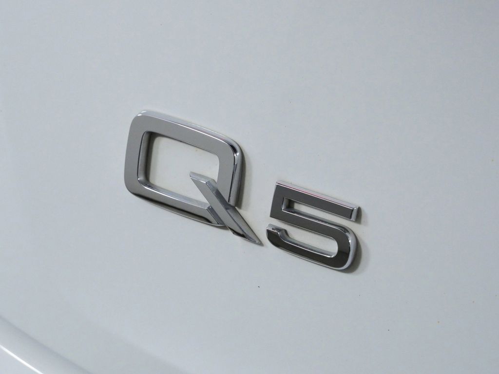 Thumbnail: 2018 Audi Q5 - 24