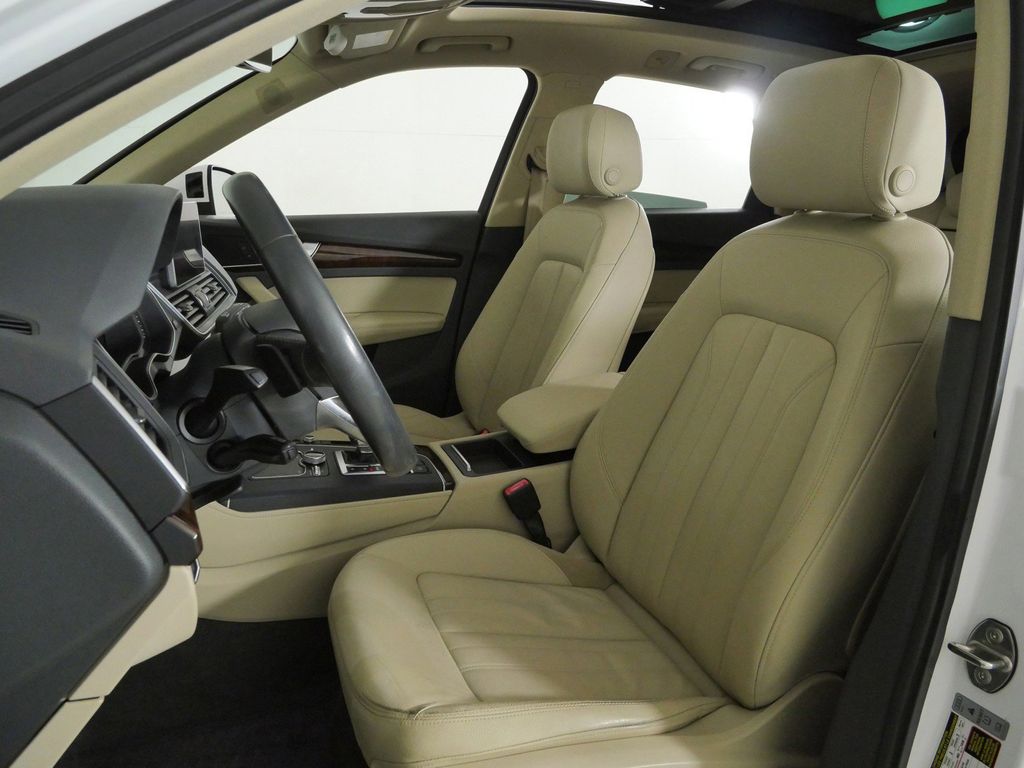 Thumbnail: 2018 Audi Q5 - 38