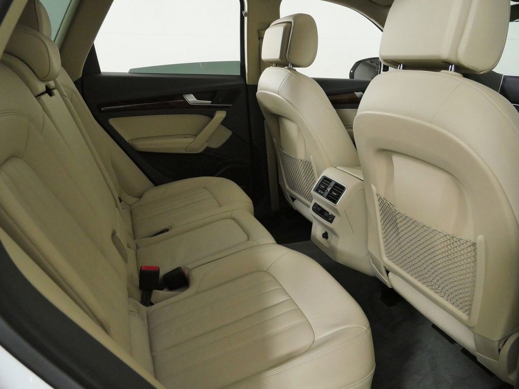 Thumbnail: 2018 Audi Q5 - 11