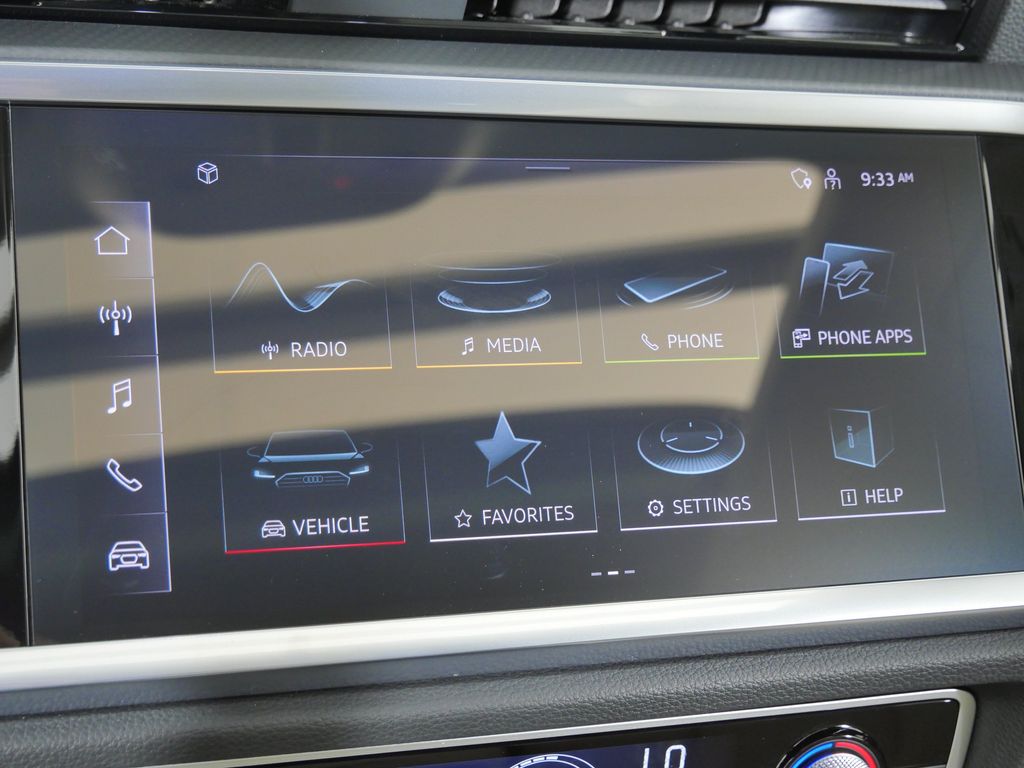 Thumbnail: 2024 Audi Q3 - 12