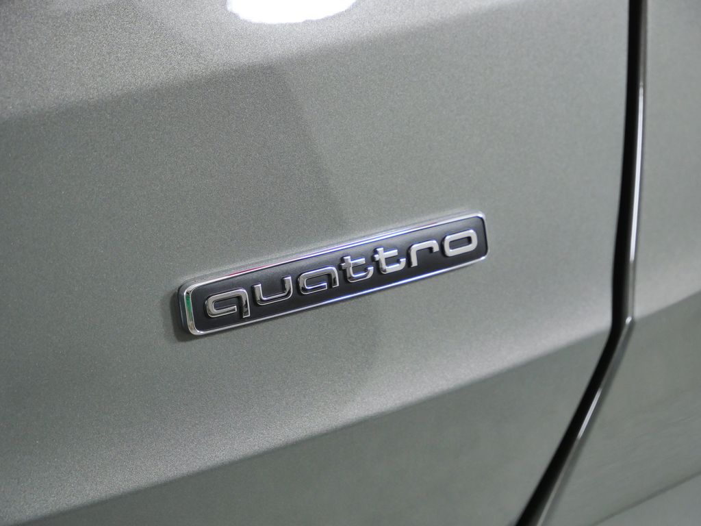 Thumbnail: 2024 Audi Q3 - 23
