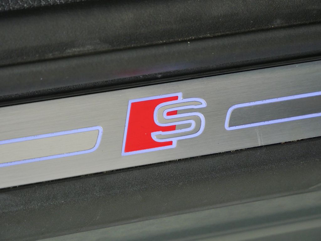 Thumbnail: 2024 Audi Q3 - 17